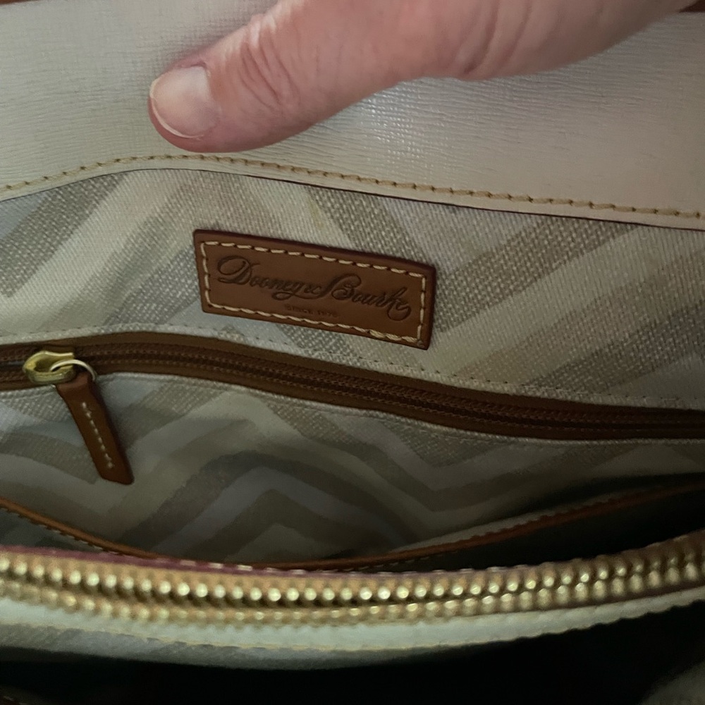Dooney & Bourke Black and Tan Leather Trim Tote And Pouch NWOT - Picture 9 of 15